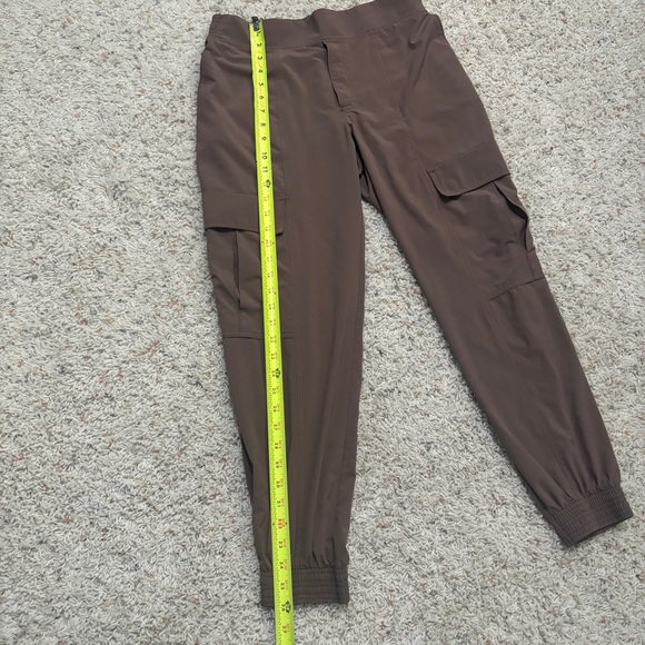 Athleta Chelsea Utility Jogger Size 6 - Picture 10 of 10